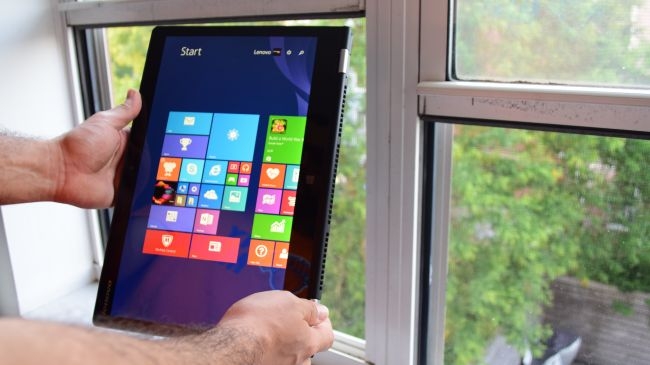 Thiết kế tinh tế, hấp dẫn của Lenovo Yoga 3 14