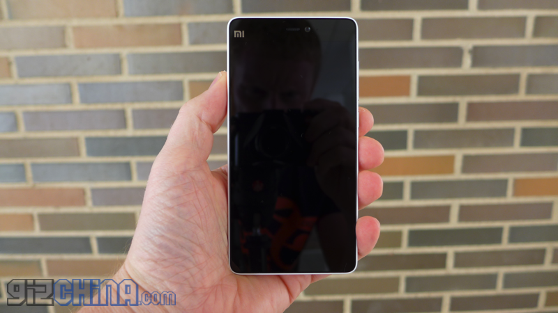 Xiaomi Mi4i – Ai là người xứng đáng lựa chọn?