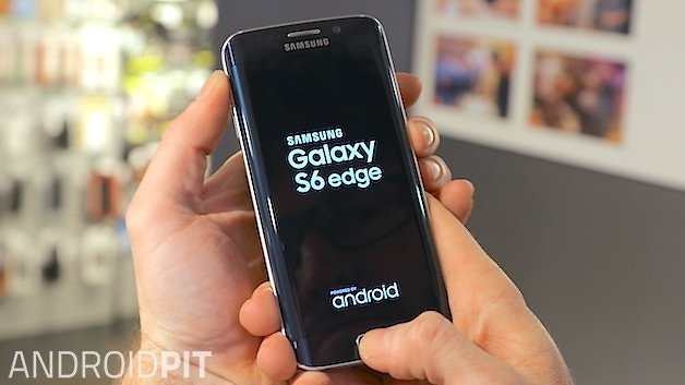 Thực sự mà nói sự phản chiếu của S6 Edge cũng không quá tệ