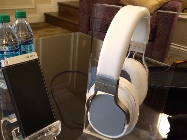 Thiết kế tai nghe Oppo-PM3