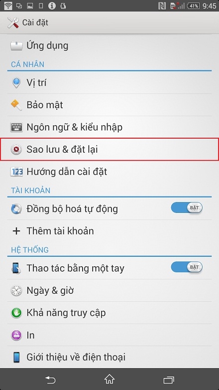 Bạn truy cập Cài đặt > Sao lưu và đặt lại.