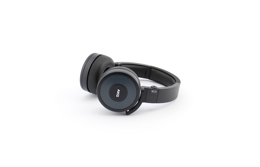 Sống cùng DJ với tai nghe AKG Y55