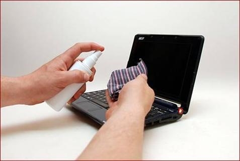 Ve sinh Laptop