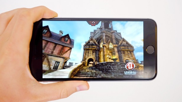 Bài kiểm tra được thực hiện thông qua game Epic Citadel ở chế độ Guided Tour