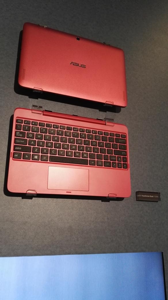 Laptop Asus Transformer Book T100HA