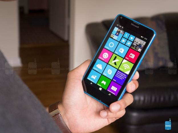 Man hinh Lumia 640