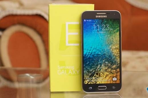 Thiết kế của Samsung Galaxy E5