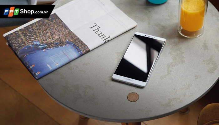 Thiết kế nguyên khối, sang trọng của Oppo R7 Plus