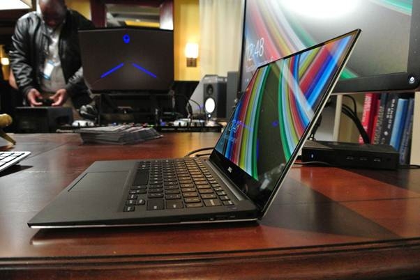 XPS 13 2015 còn có tùy chọn màn hình không cảm ứng Full HD