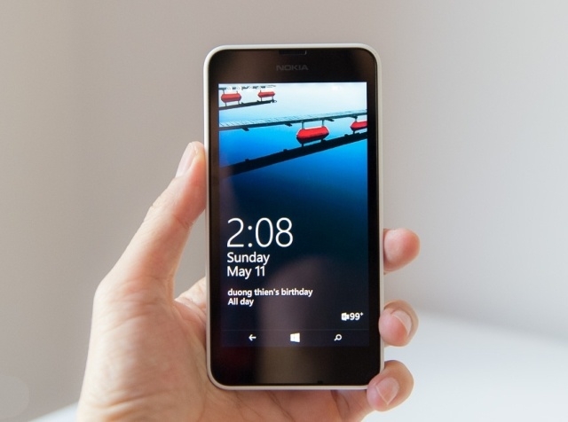 Màn hình Lumia 630