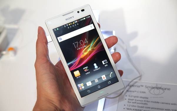 Camera Sony Xperia C C2305