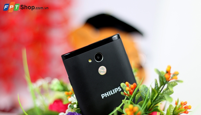 Bắt nhanh khoảnh khắc cuộc sống với camera 5MP trên Philips S308