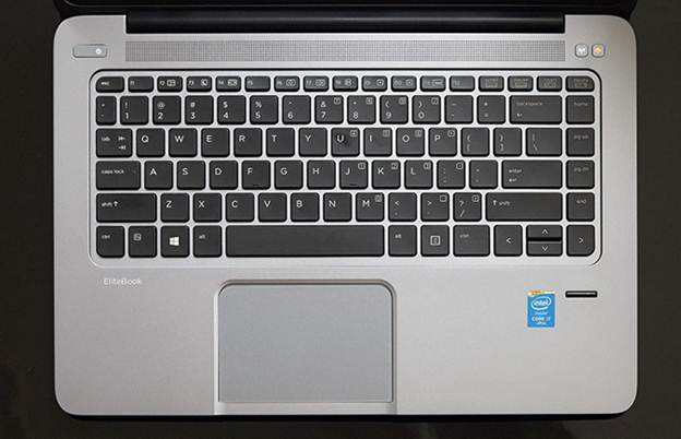 Bàn phím và touchpad