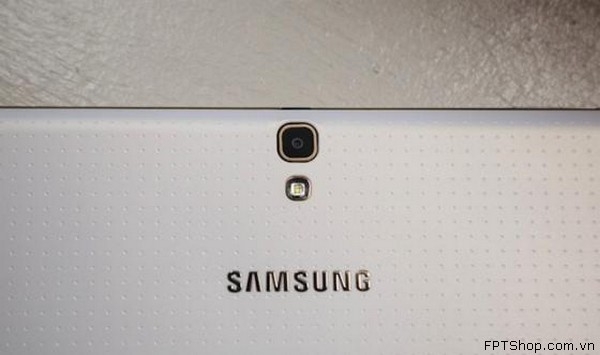 Chụp hình thỏa thích với camera 8MP/2MP của Samsung Galaxy Tab S 10.5 inch
