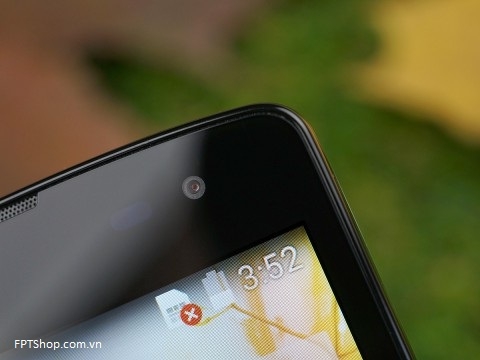 Camera trước 0,3 MP