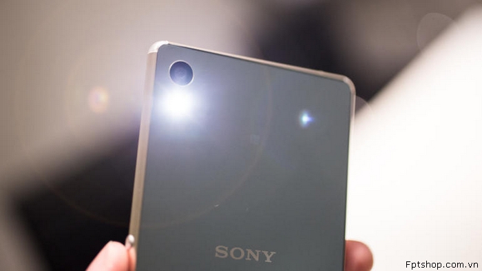 Camera và tuổi thọ pin trên Sony Xperia Z3+