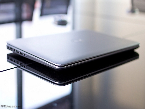 máy mang trong mình bộ vi xử lý Intel core i7-4712HQ mạnh mẽ