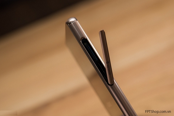 Thiết kế siêu đẹp mắt của Sony Xperia Z3 Plus màu đồng