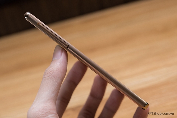 Thiết kế siêu đẹp mắt của Sony Xperia Z3 Plus màu đồng