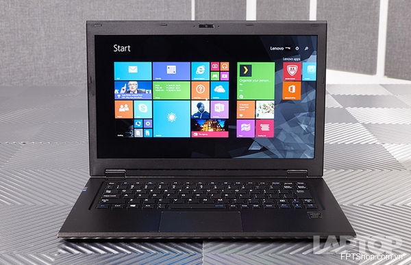 Chiếc laptop này được trang bị màn hình 13.3 inch
