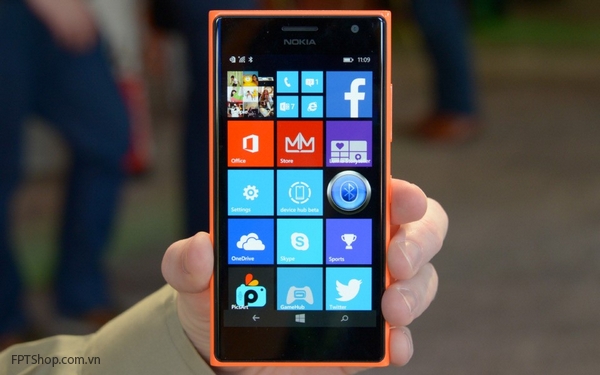 Màn hình Lumia 730 sử dụng công nghệ ClearBlack chống lóa ở ngoài trời