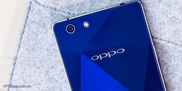 Hình ảnh chiếc Camera chính 13MP của Oppo R1x