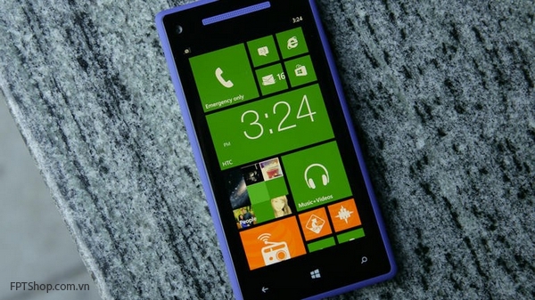 Thiet ke HTC Windows Phone 8S