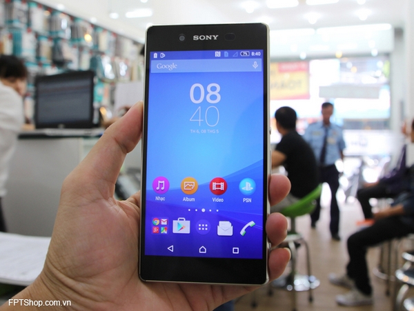 Sony Xperia Z4 xách tay phiên bản Nhật vừa về Việt Nam vẫn sử dụng màn hình 5,2-inch