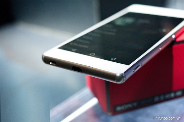 Anh thuc te Sony Xperia Z3 Plus