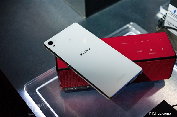 Anh thuc te Sony Xperia Z3 Plus