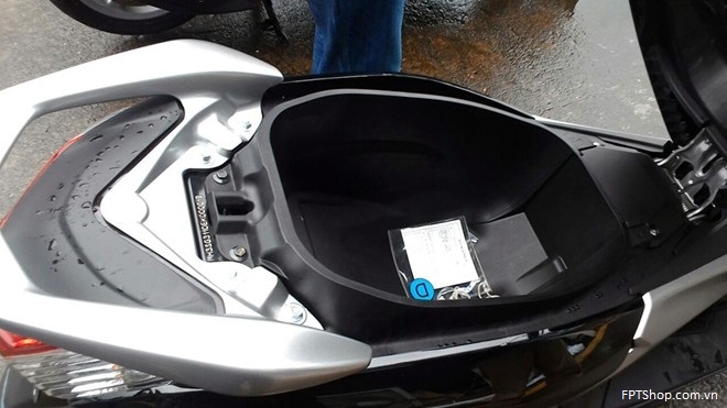 cốp dưới yên Yamaha NMax 150cc