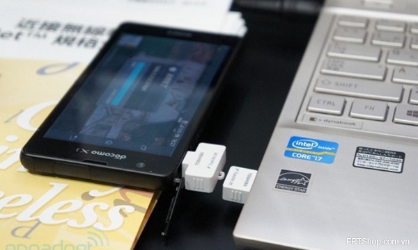 Cong nghe TransferJet tren Bphone