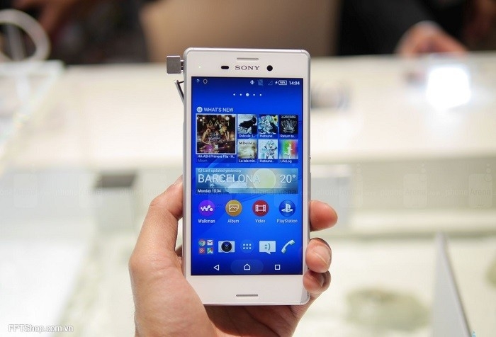 Man hinh Xperia M4 Aqua