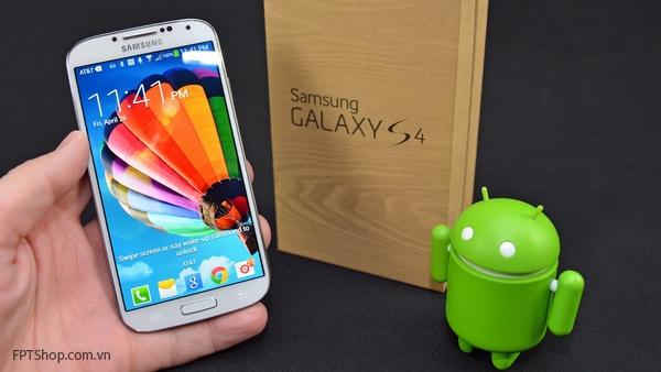Màn hình FHD sắc nét trên tấm nền Super AMOLED