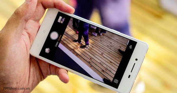 Camera Oppo R7