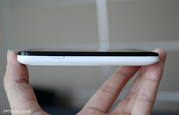 Thiết kế tuy “nhỏ nhưng có võ” của Q-Mobile QS05