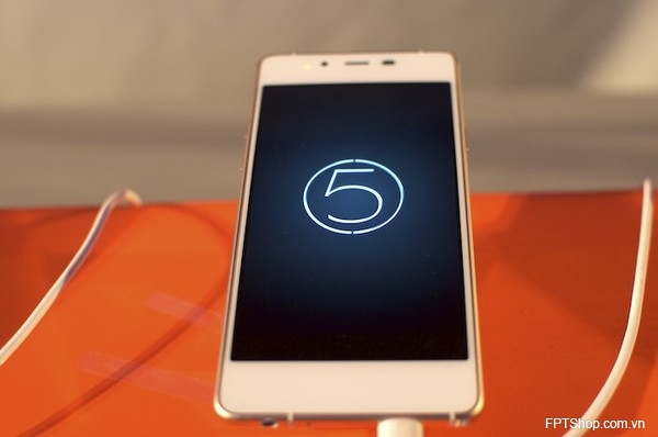 Micromax Canvas Sliver 5
