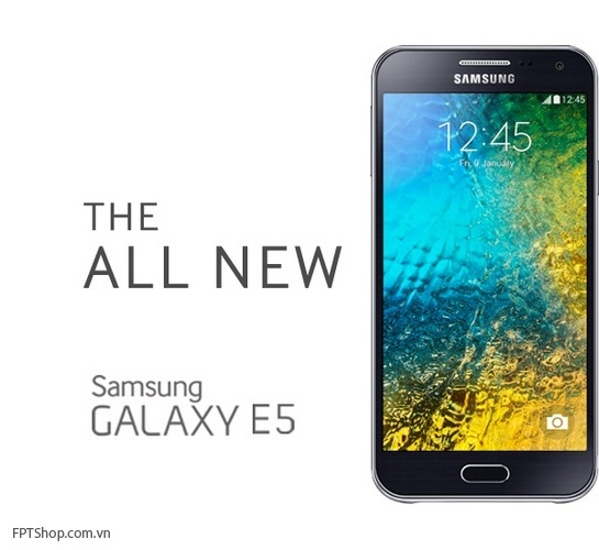 Cụm camera lồi là điểm trừ hiếm hoi trong thiết kế của Galaxy E5
