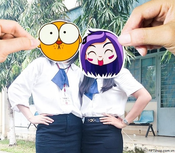 Các bạn học sinh cũng khoe hình ảnh Stickerface
