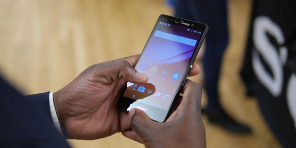 Điểm nhấn trên thiết kế Sony Xperia Z4v