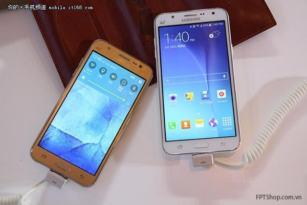 Samsung Galaxy J7