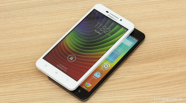 Smartphone pin “khủng” của Lenovo