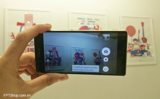 Xperia Z3+ vẫn chụp hình bằng camera 20.7MP