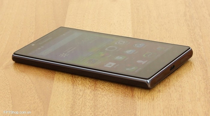 Thiết kế Lenovo P70