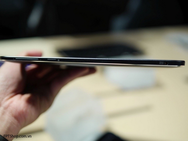 Transformer Book T300 Chi sở hữu thông số ấn tượng