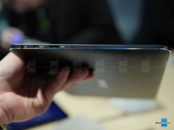 Thiết kế Asus Transformer Book T300 Chi