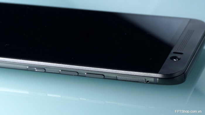 HTC One M9