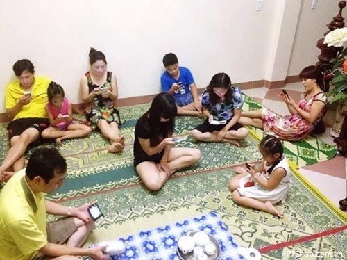 chùm ảnh smartphone làm ảnh hưởng đến gia đình