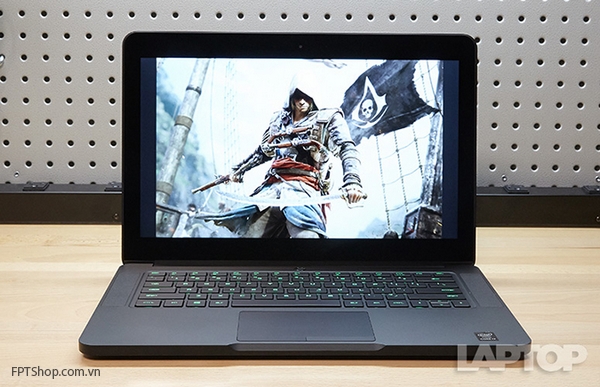 Trải nghiệm hình ảnh sắc nét thông qua màn hình 14-inch