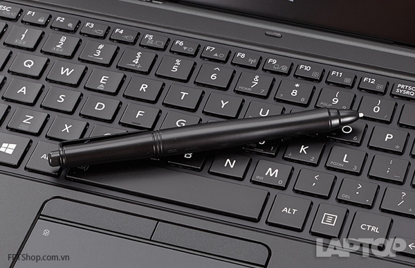 Cấu hình khá, hiệu năng ổn định